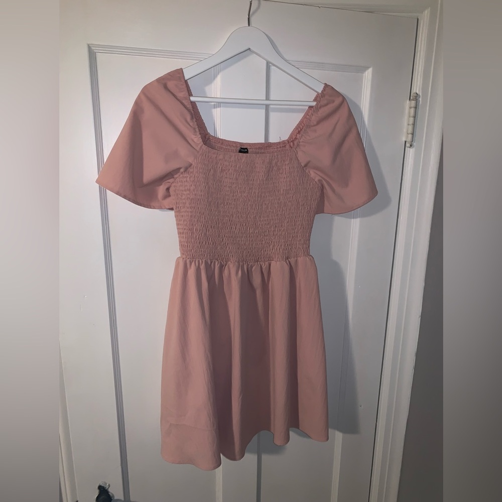 pink dress